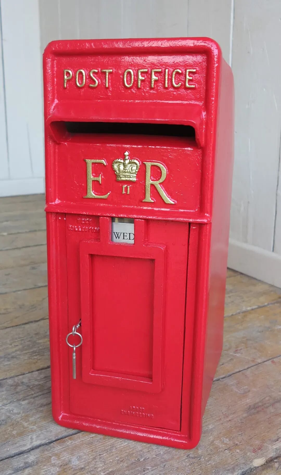 Genuine Cast Iron Post Office Pole Mounted Post Box - 8192a