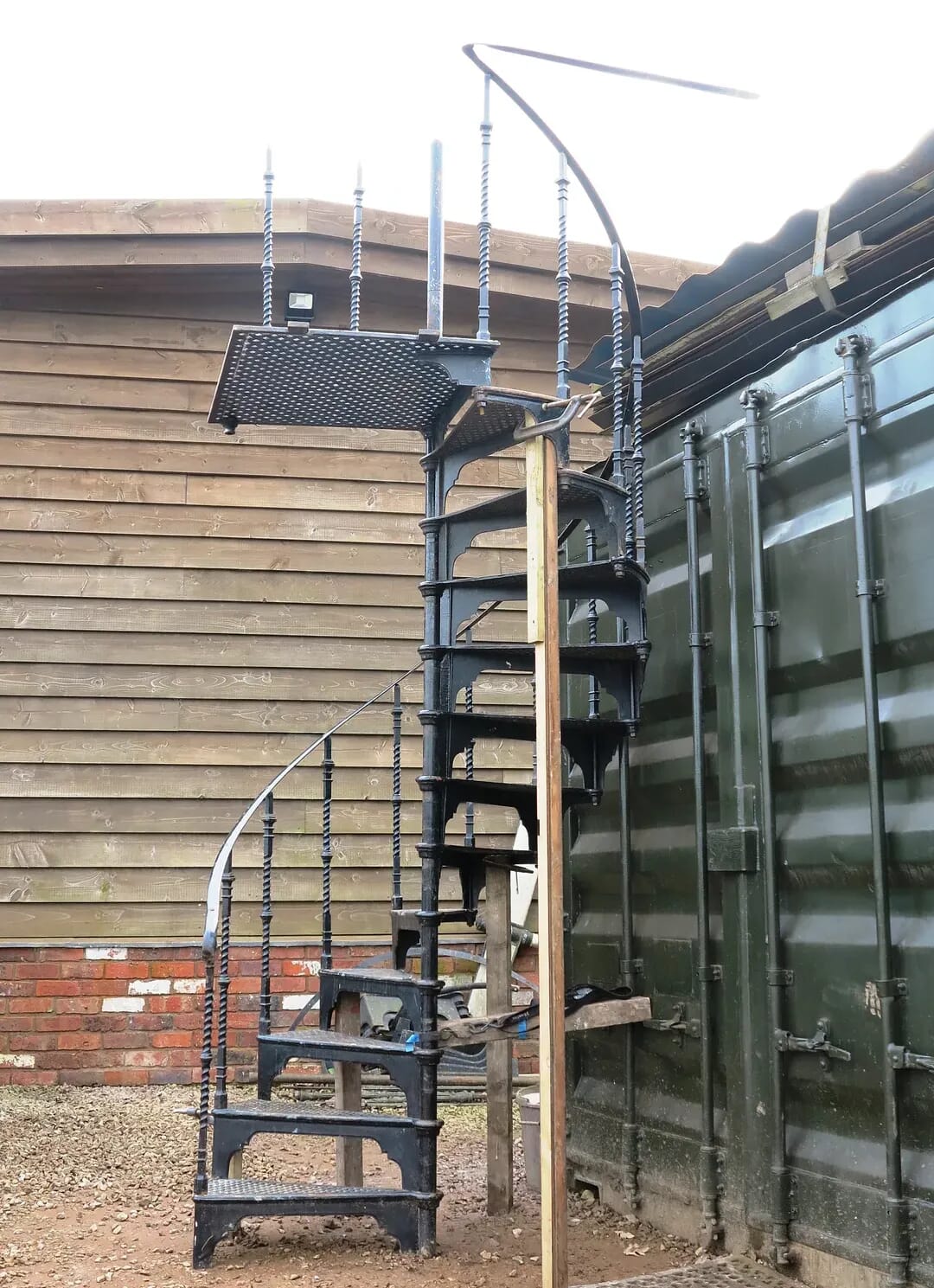 Reclaimed Cast Iron Spiral Staircase and Landing Plate - 8419