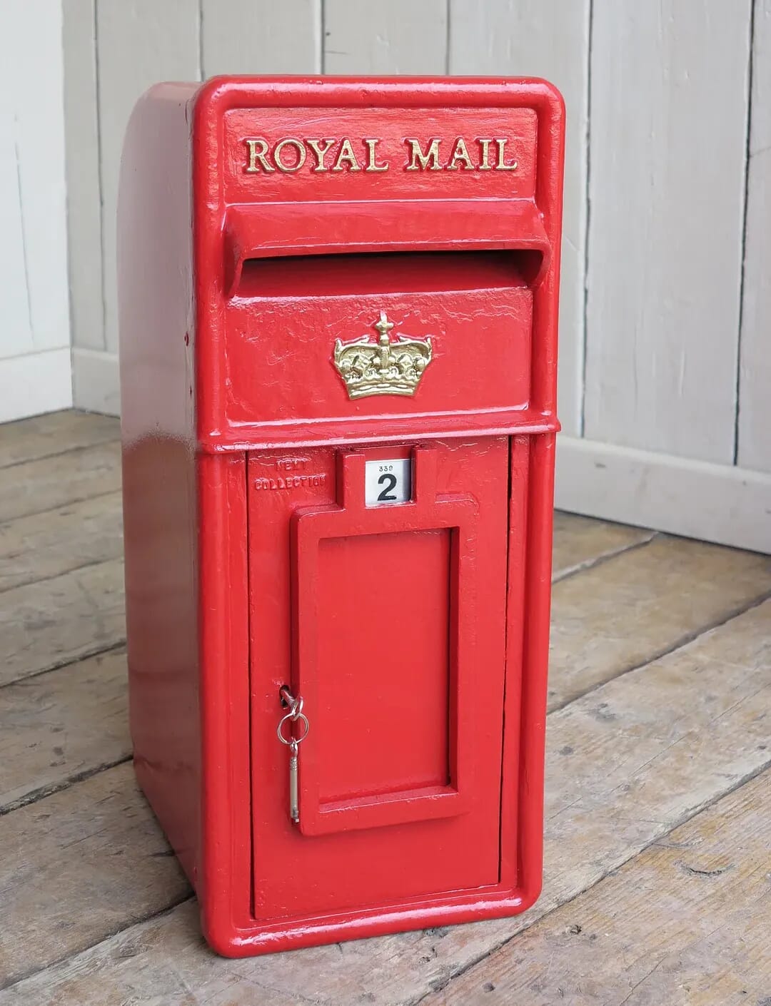 Genuine Cast Iron Royal Mail Pole Mounted Post Box - D1503
