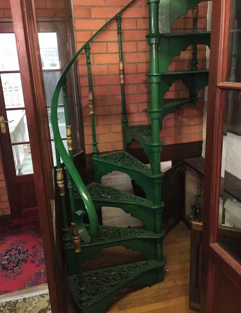 Cast Iron Reclaimed Spiral Staircase with a Landing Plate - 8478