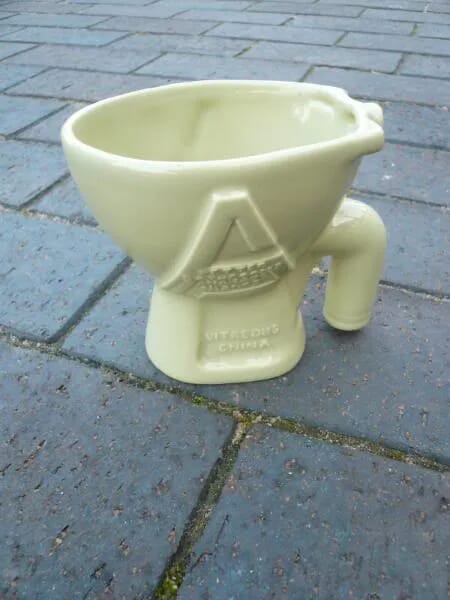 Miniature Travelling Salesmans Sample Toilet - 3670