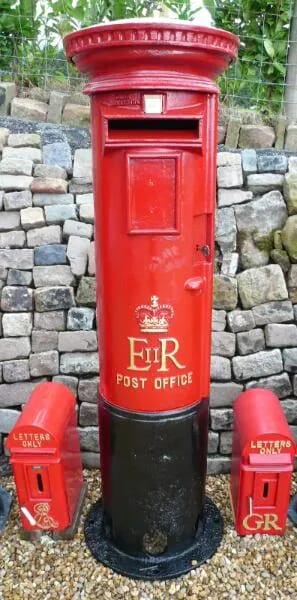 ER Pillar Box Circa 1955 - 3491