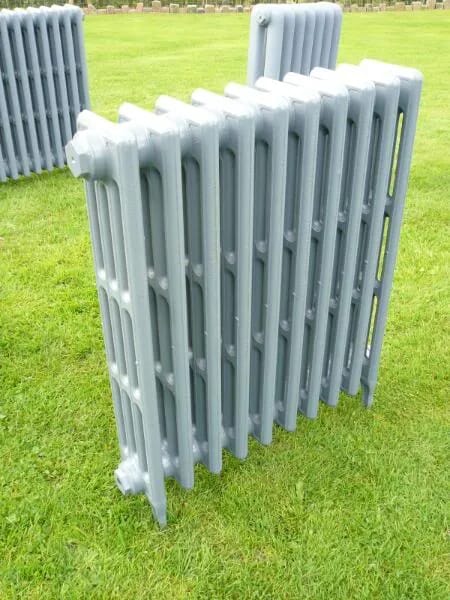 Cast Iron Victorian Radiator - 760mm Tall x 10 Sections Wide - Vic760/10pf