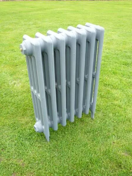 Cast Iron Victorian Radiator - 7 Sections Long - Vic660/7pf