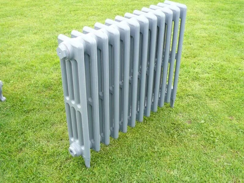Cast Iron Victorian 4 Column Radiator - 660mm Tall x 866mm Wide - Vic660/12pf