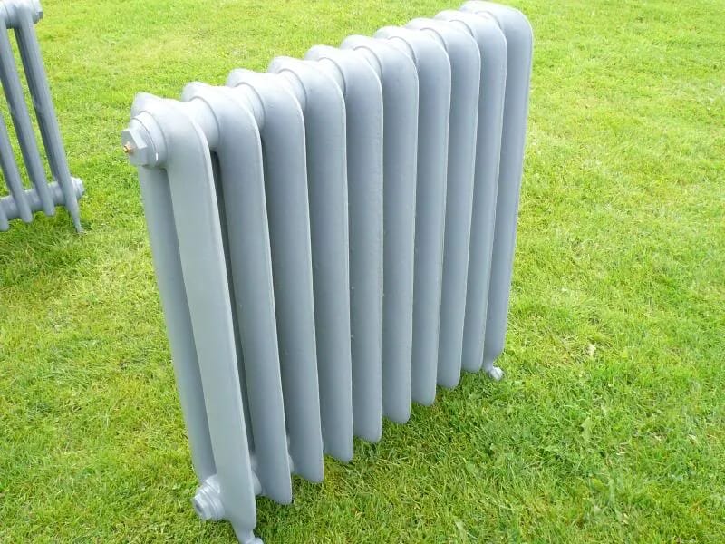 Cast Iron Duchess Radiator - 10 Sections Long - Duc785/10pf