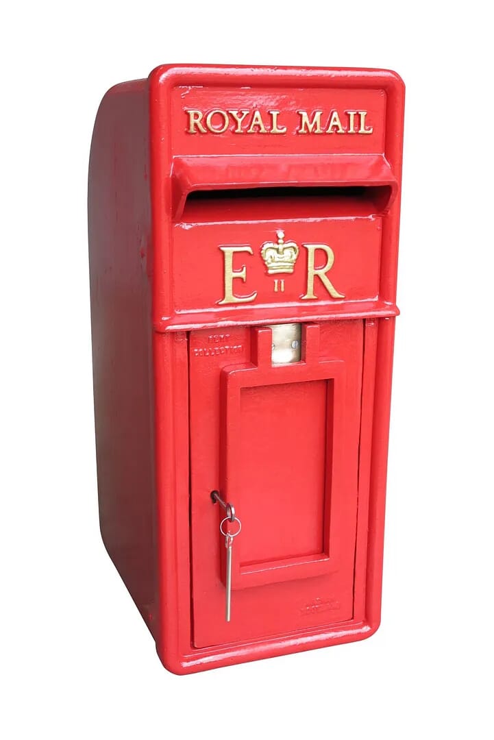 Cast Iron Original Pole Mounted ER II Post Box - 8813