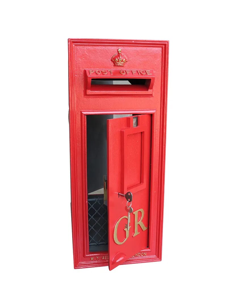 Original Wall Mounted George 5th Post Box with Back Door - 8874
