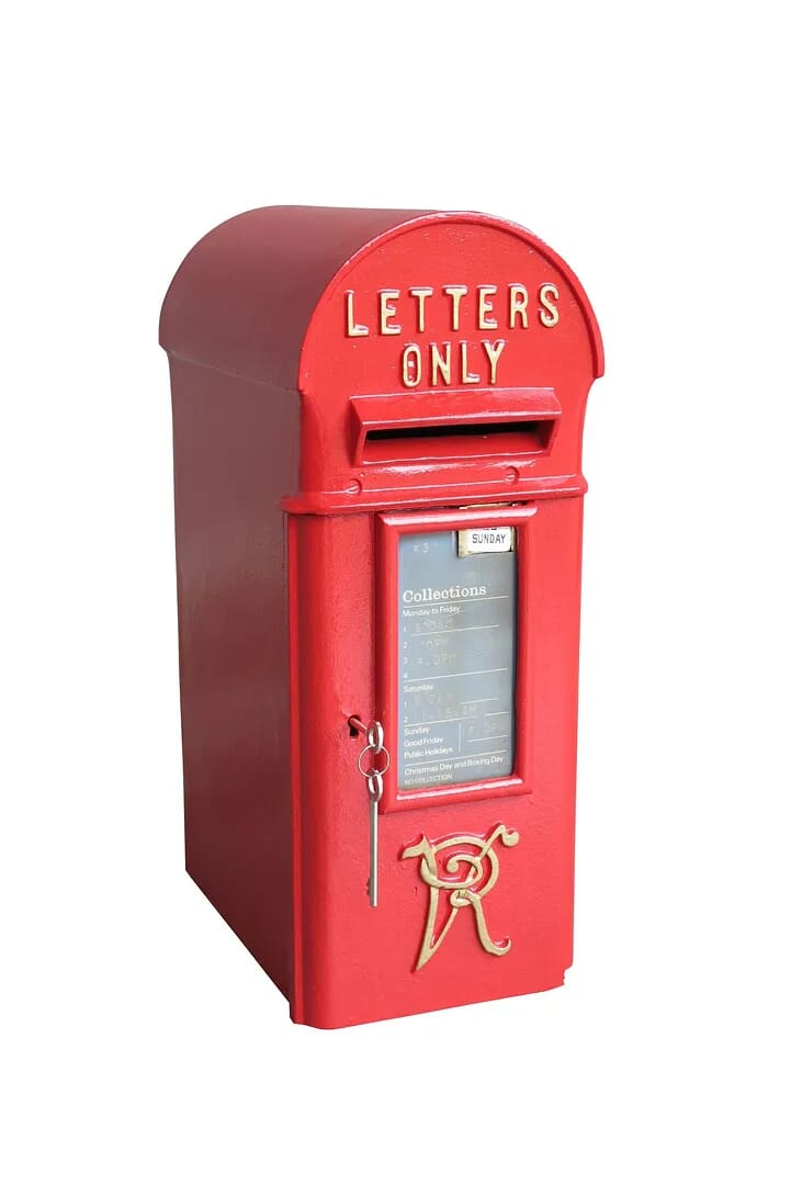 Original Ultra Rare VR Cast Iron Pole Mounted Letter Post Box - 8887