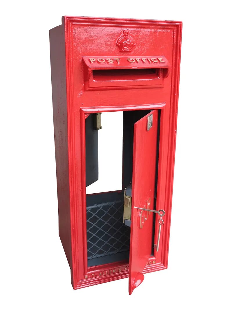 Cast Iron GR Wall Mounted Post Office Post Box With Rear Door - 8875