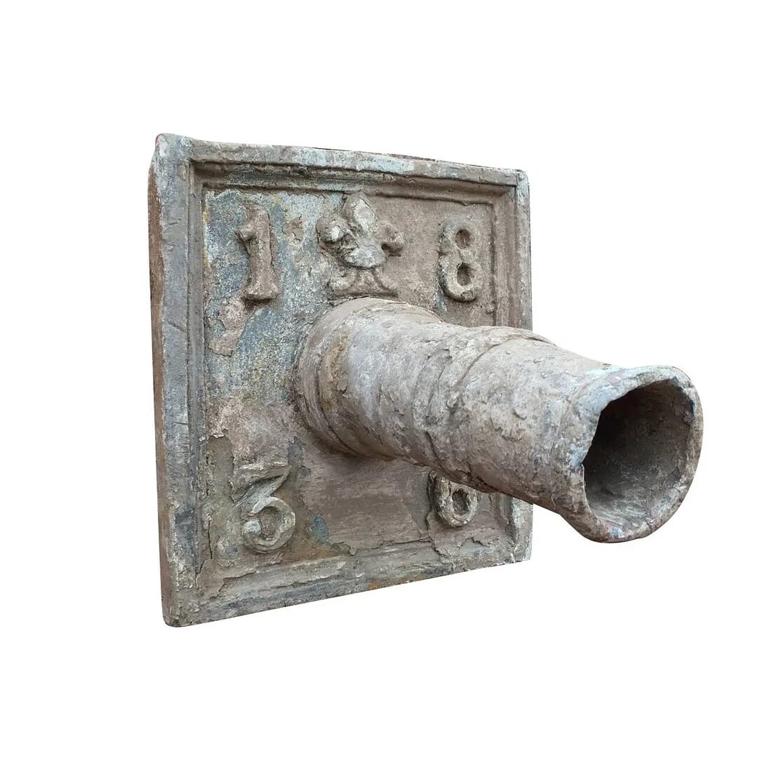 Garden Outdoor Wall Mounted Lead Water Feature - 8995